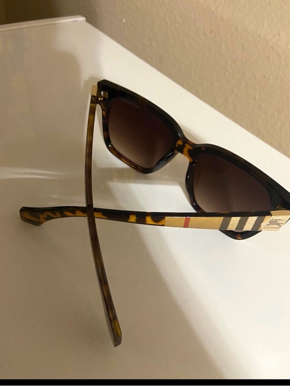 Burberry Tortoiseshell Frame Sunglasses with Brown Gradient Lenses - Picture 3 of 8